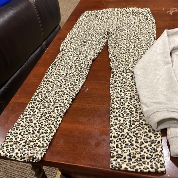 Juice Couture set Girls size 12 sweater and leggings - Picture 6 of 8